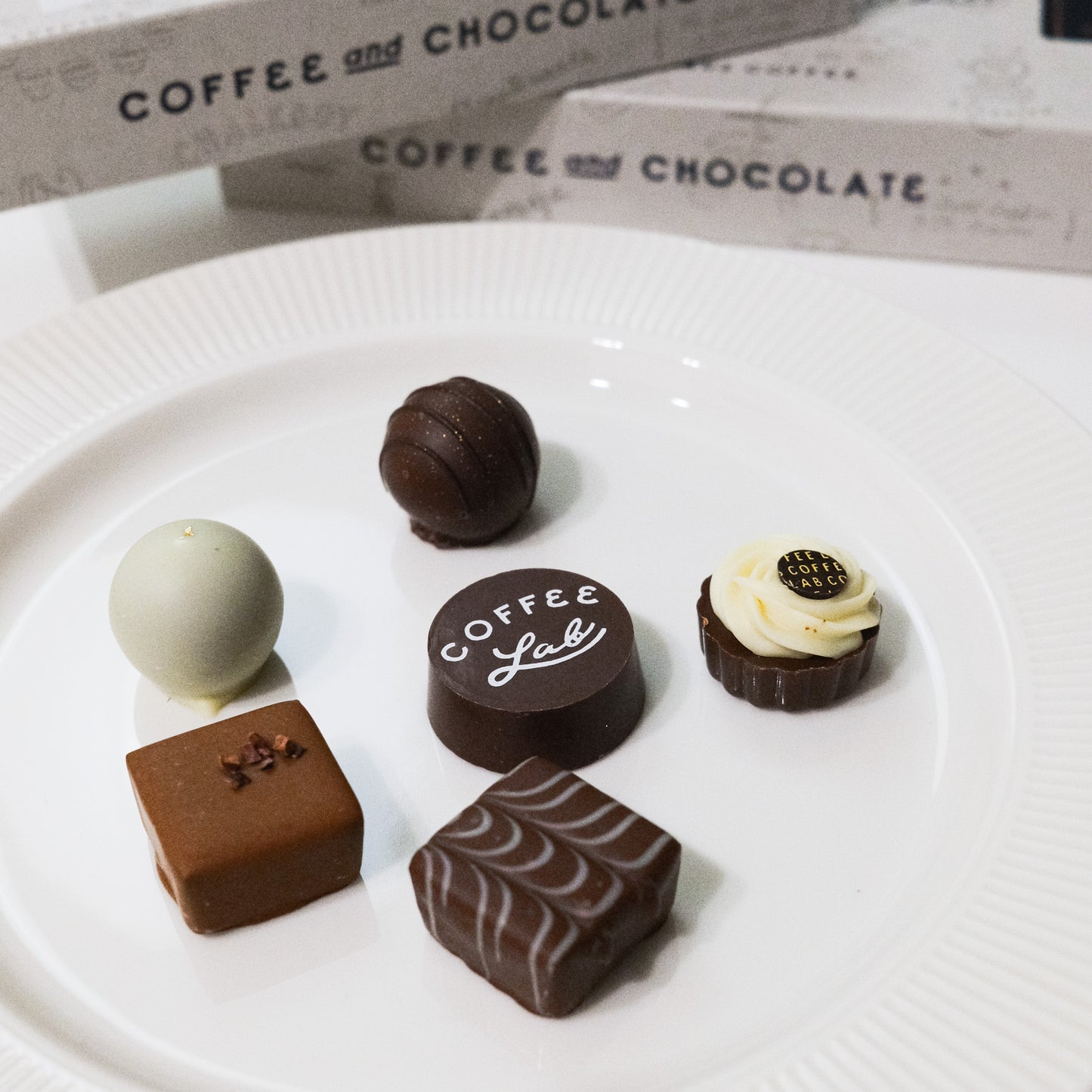 チョコレート ショコラ4個 モロゾフ バレンタイン ギフト 自分用 　中身